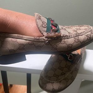 Used brown gucci loafers. Authentic